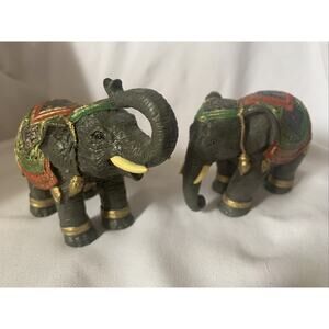 Decorative Resin Elephant Figurines set of Two